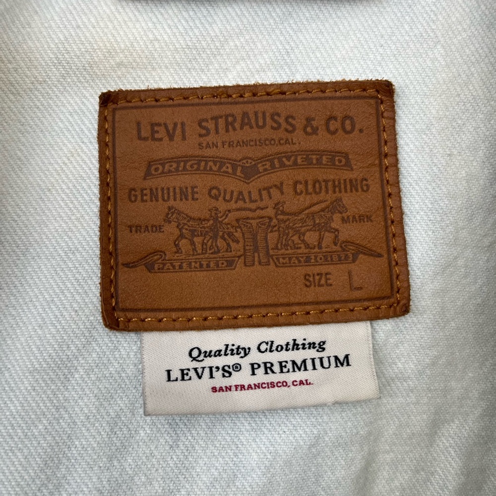 Levi's Light Gray Jean Jacket - image 2